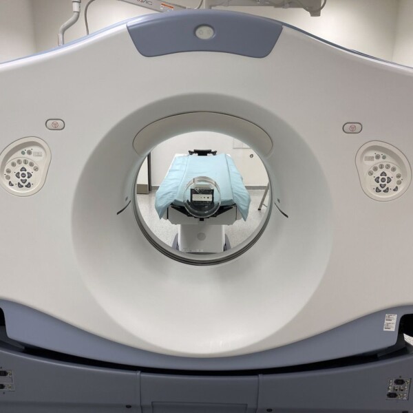 GE Optima CT580 RT - 2010