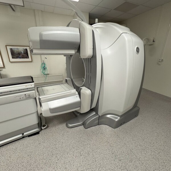 GE Optima NM/CT 640 - 2013