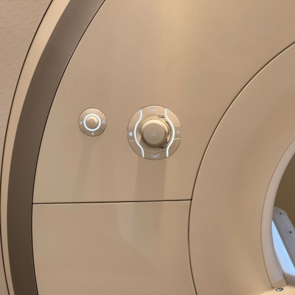 Siemens Aera 1.5T - 2016