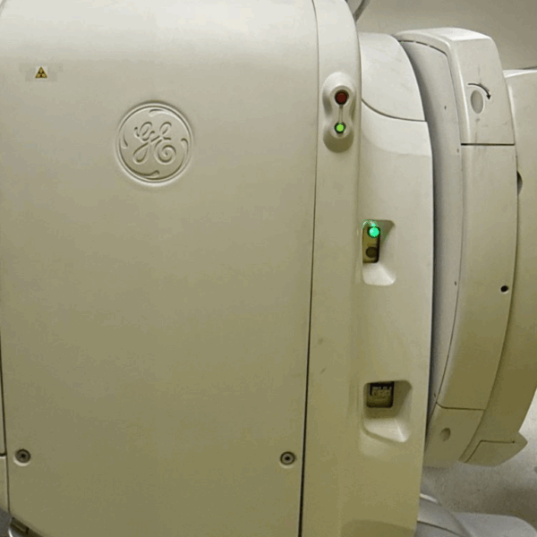 GE Discovery NM/CT 670 - 2012