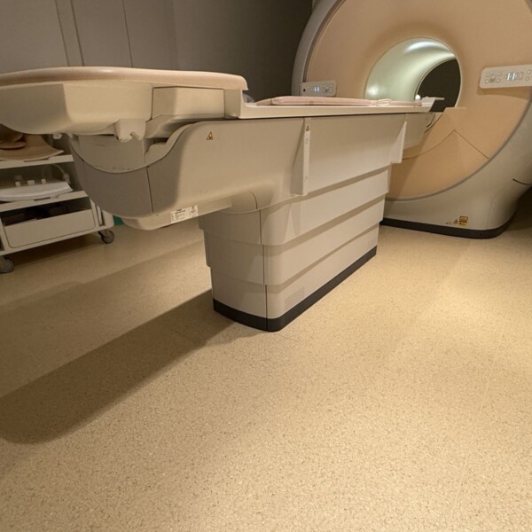 Philips Ingenia 3T - 2013