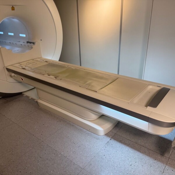 Siemens Amira 1.5T - 2015