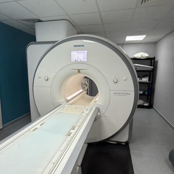 Siemens Aera 1.5T - 2018