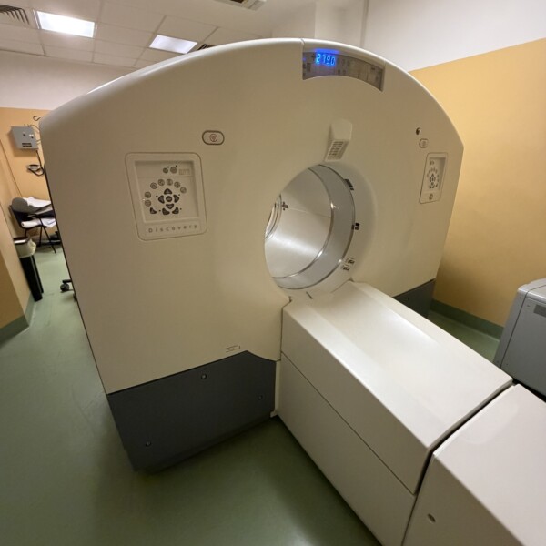 GE Discovery 710 - 2012