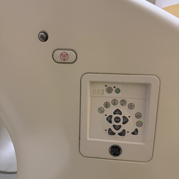 GE Discovery 710 - 2012