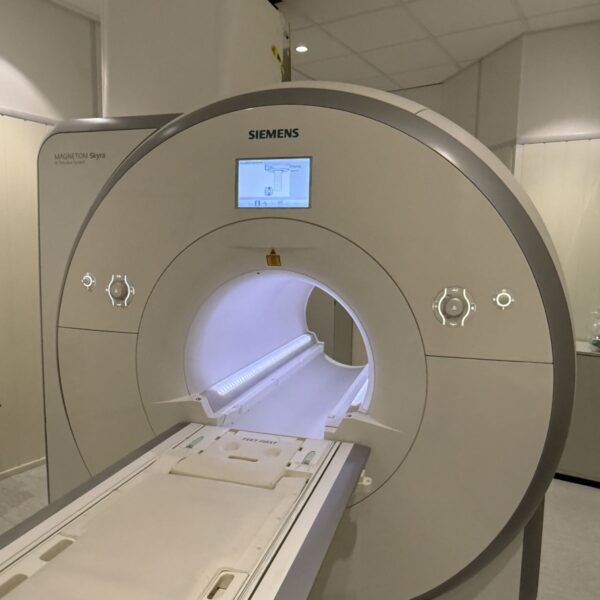 Skyra 3T Siemens 2014