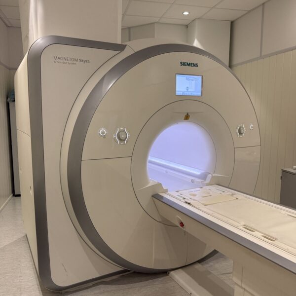 Skyra 3T Siemens 2014
