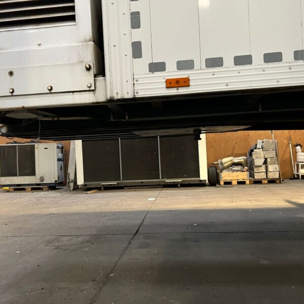 Empty Trailer SMIT 2002