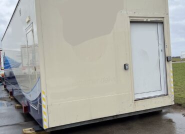 Empty Modular Bence Coachworks 2010